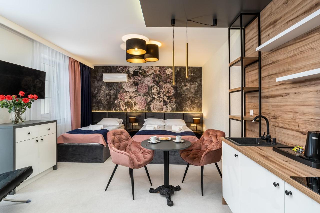 ساندومييش Zamkowe Apartamenty المظهر الخارجي الصورة