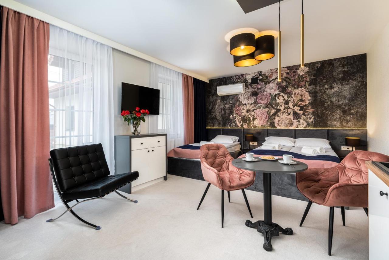 ساندومييش Zamkowe Apartamenty المظهر الخارجي الصورة