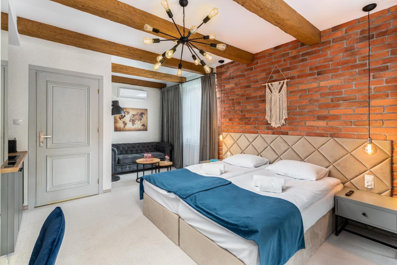 ساندومييش Zamkowe Apartamenty المظهر الخارجي الصورة